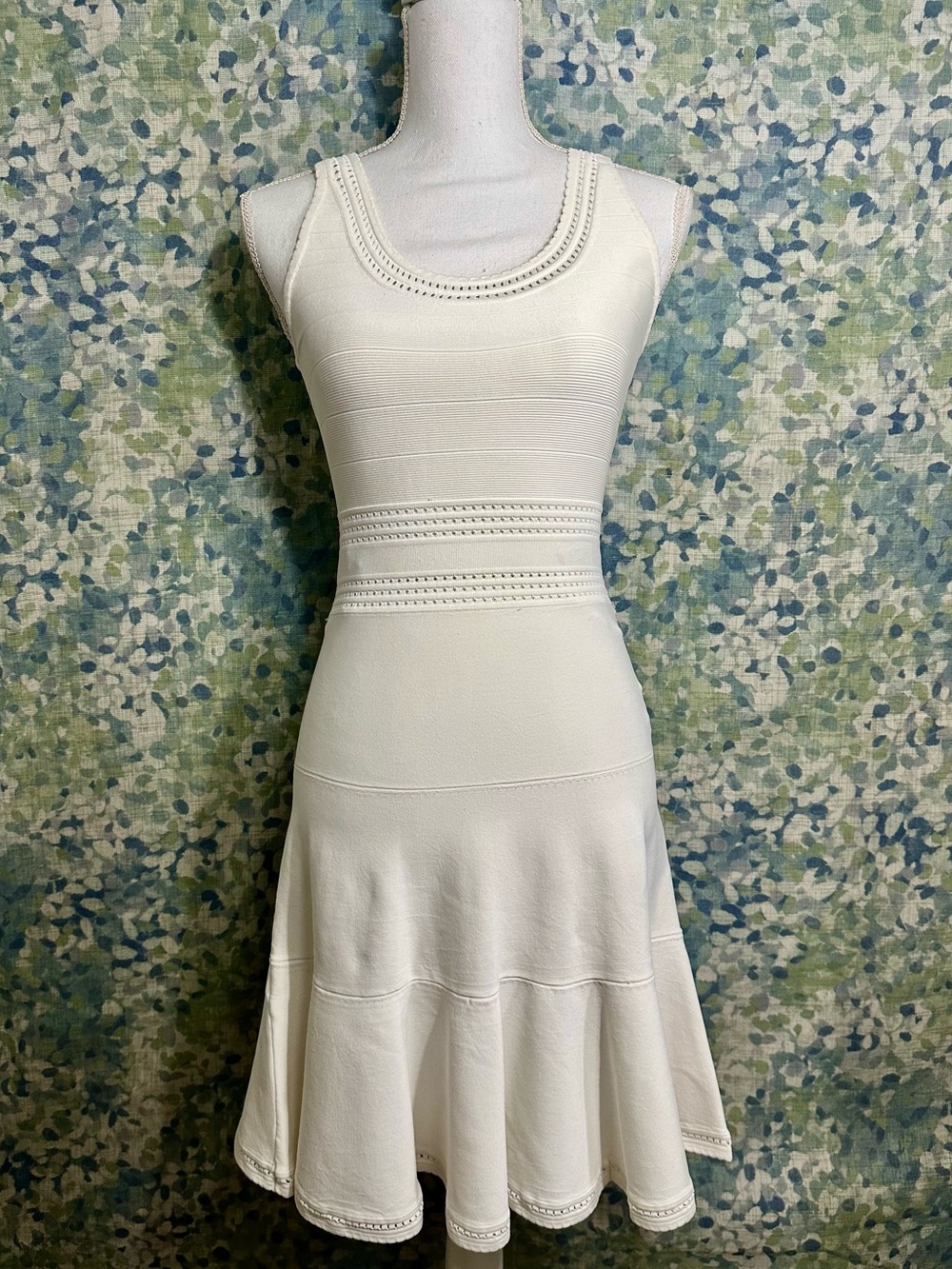 Diane von Furstenberg Ivory Bandage Knit Fit & Flare Dress P